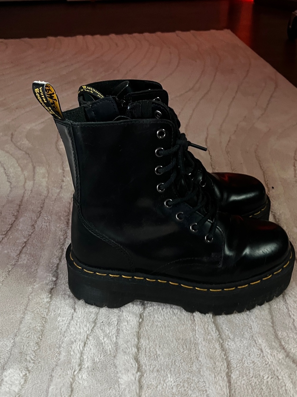 Dr. Martens Jadon Black Leather Platform Boot (6M Unisex- Woman 7.5)